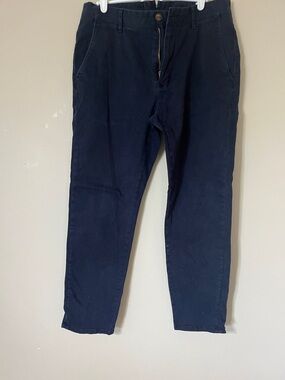 Classic Navy Men's Chino Pants - Tailored Stretch Fit